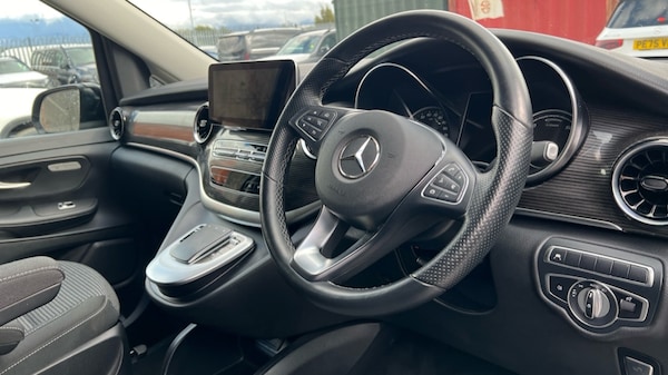 Used Mercedes-Benz EQV 2022 for sale - 76312016: Photo 3