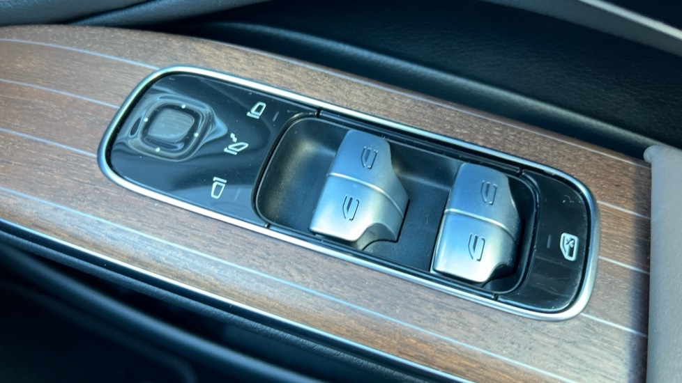 Used Mercedes-Benz EQS 2022 for sale - 76568094: Photo 44