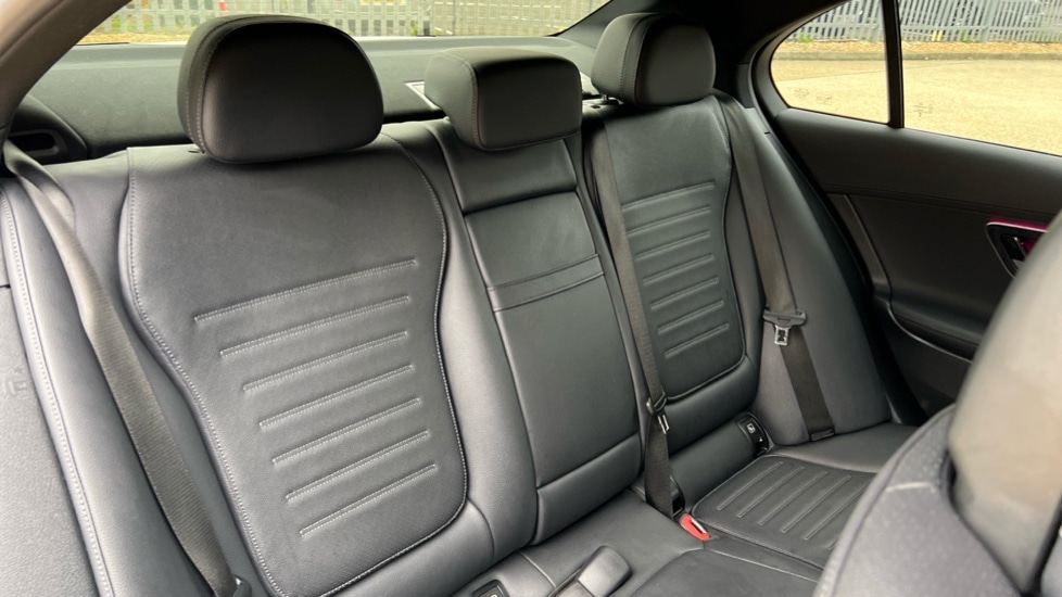 Used Mercedes-Benz C Class 2024 for sale - 75959661: Photo 15