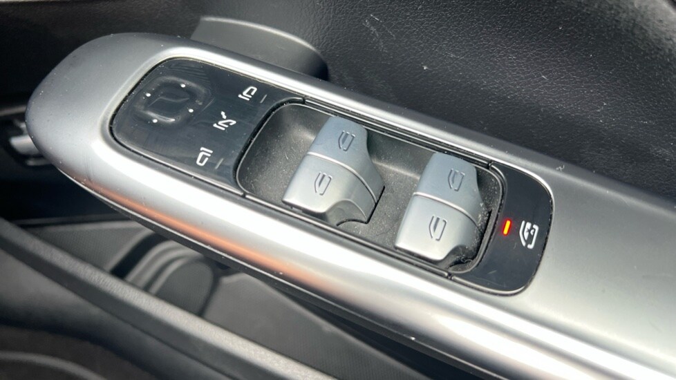 Used Mercedes-Benz C Class 2024 for sale - 75959661: Photo 56