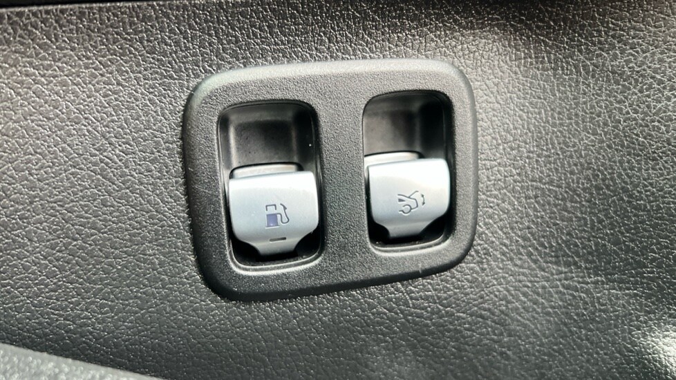 Used Mercedes-Benz C Class 2024 for sale - 75959661: Photo 61