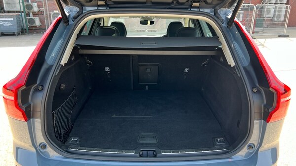 Used Volvo XC60 2023 for sale - 75595561: Photo 15