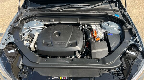 Used Volvo XC60 2023 for sale - 75595561: Photo 16
