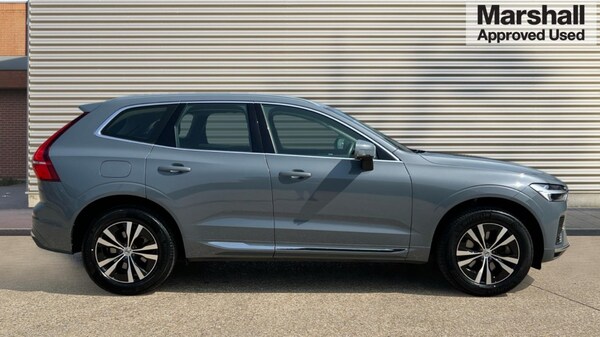 Used Volvo XC60 2023 for sale - 75595561: Photo 2