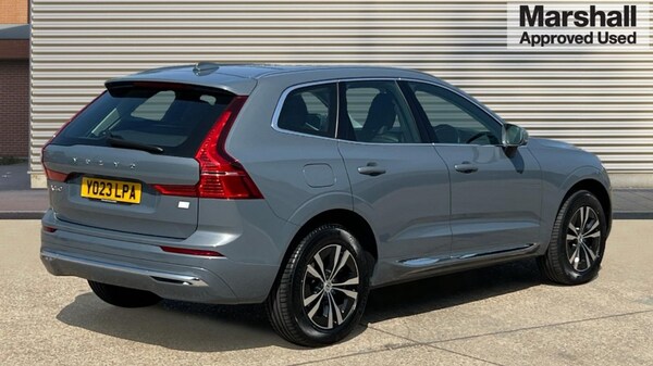 Used Volvo XC60 2023 for sale - 75595561: Photo 3