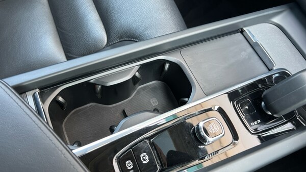 Used Volvo XC60 2023 for sale - 75595561: Photo 45