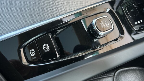 Used Volvo XC60 2023 for sale - 75595561: Photo 46