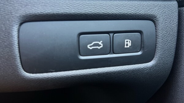 Used Volvo XC60 2023 for sale - 75595561: Photo 48