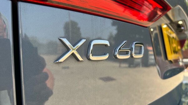 Used Volvo XC60 2023 for sale - 75595561: Photo 51