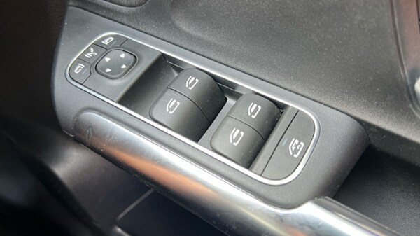 Used Mercedes-Benz EQA 2021 for sale - 76196084: Photo 57