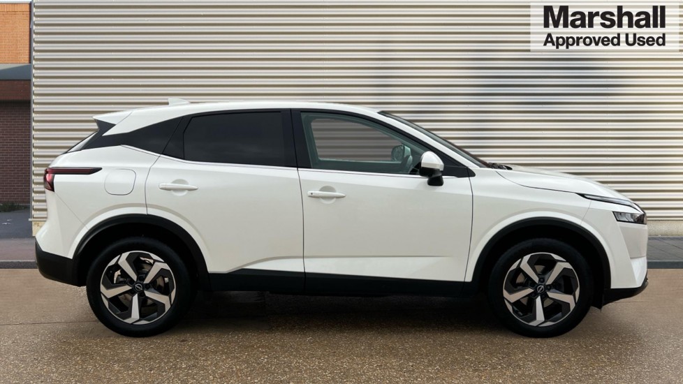 Used Nissan Qashqai 2022 for sale - 76586934: Photo 2