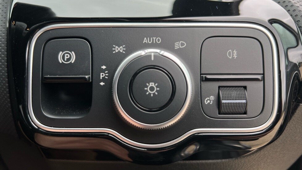 Used Mercedes-Benz A-Class 2024 for sale - 75959601: Photo 56