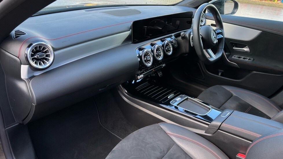 Used Mercedes-Benz CLA 2024 for sale - 76888821: Photo 11