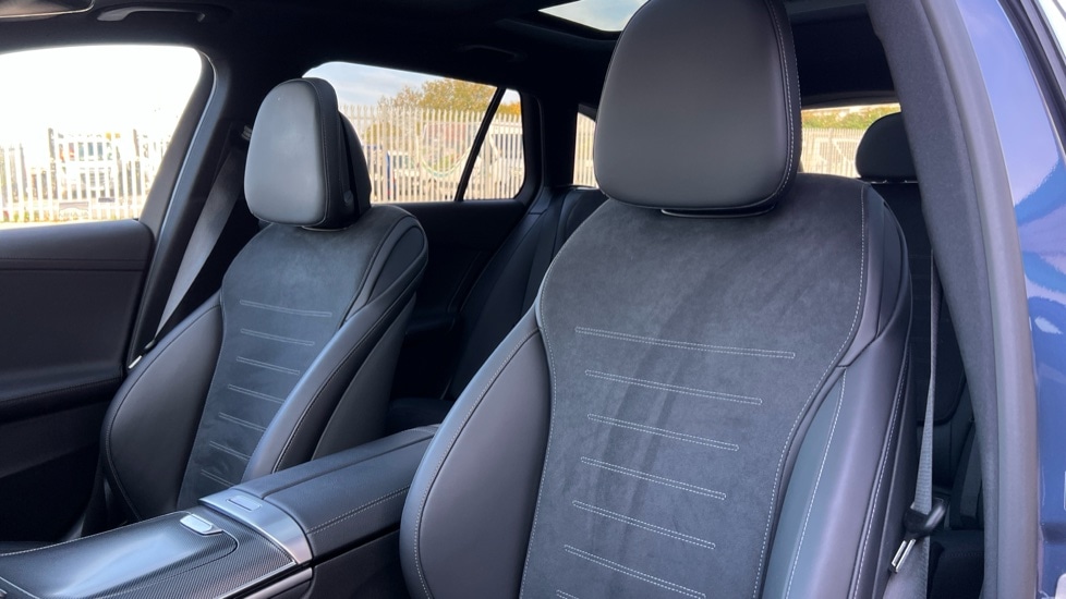 Used Mercedes-Benz C Class 2024 for sale - 76130835: Photo 14