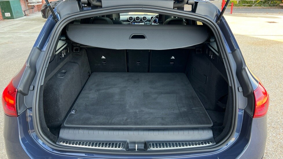 Used Mercedes-Benz C Class 2024 for sale - 76130835: Photo 17