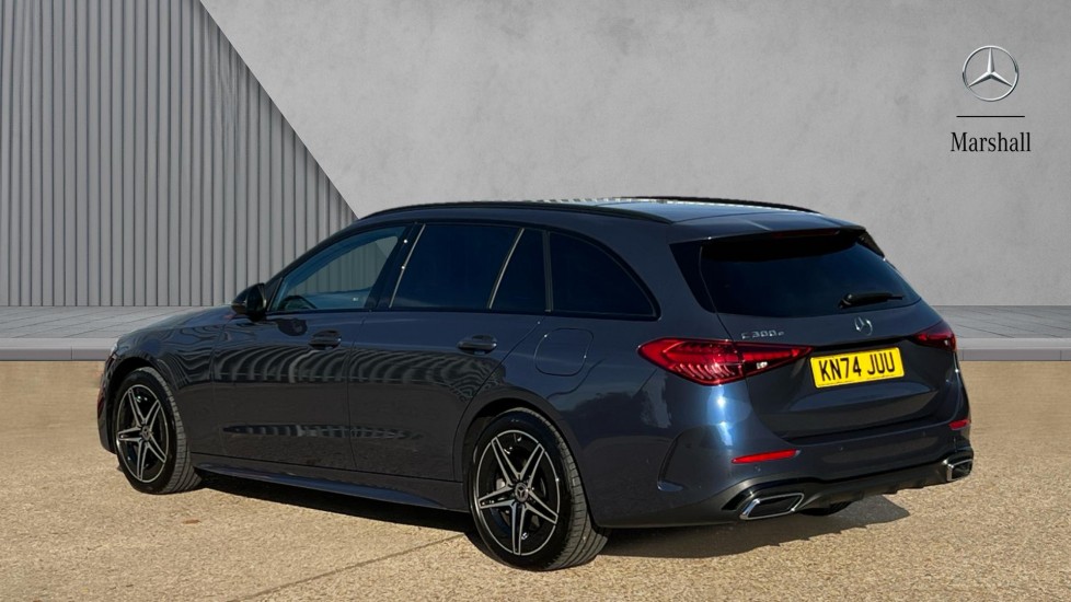 Used Mercedes-Benz C Class 2024 for sale - 76130835: Photo 2