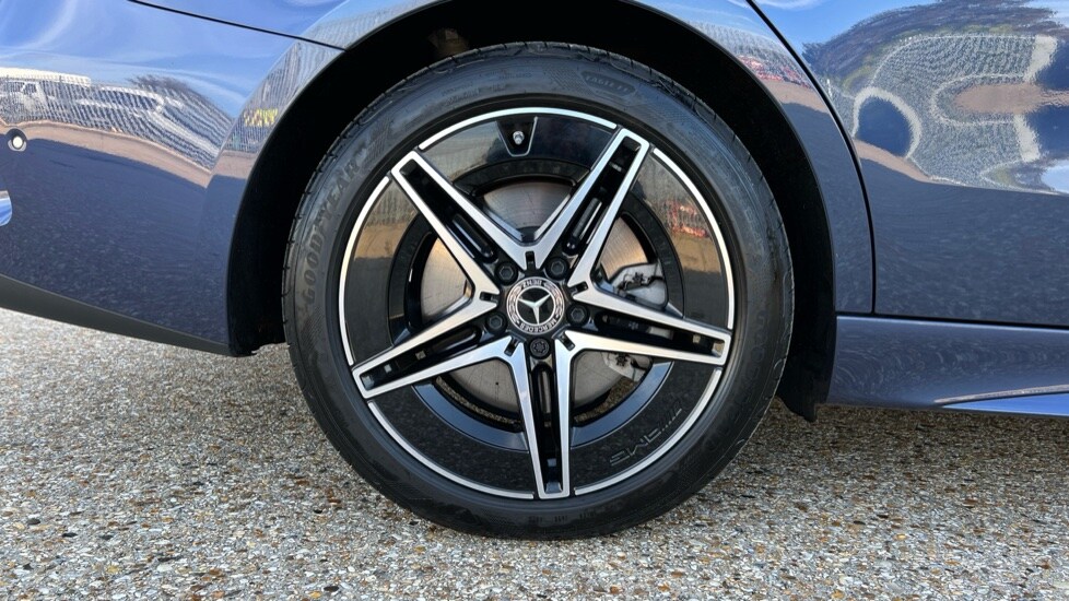 Used Mercedes-Benz C Class 2024 for sale - 76130835: Photo 27