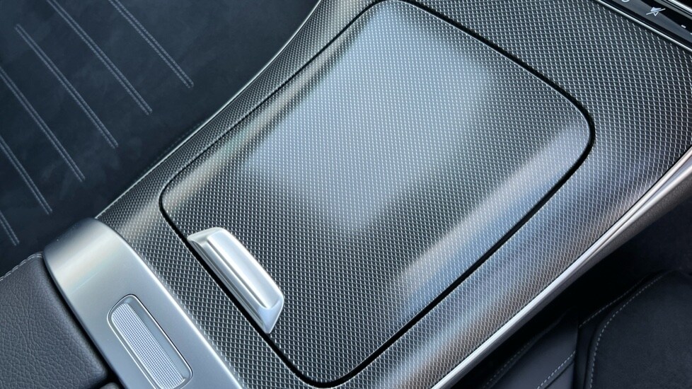 Used Mercedes-Benz C Class 2024 for sale - 76130835: Photo 35