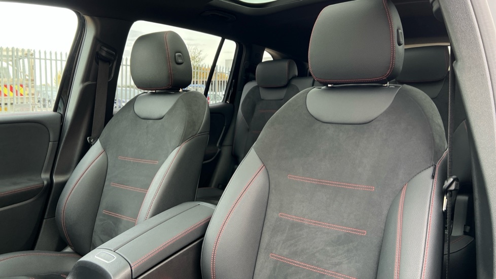 Used Mercedes-Benz EQB 2024 for sale - 76696559: Photo 14