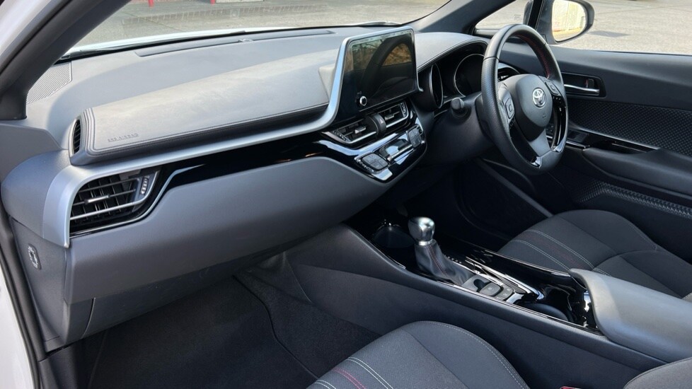 Used Toyota C-HR 2023 for sale - 76586995: Photo 10