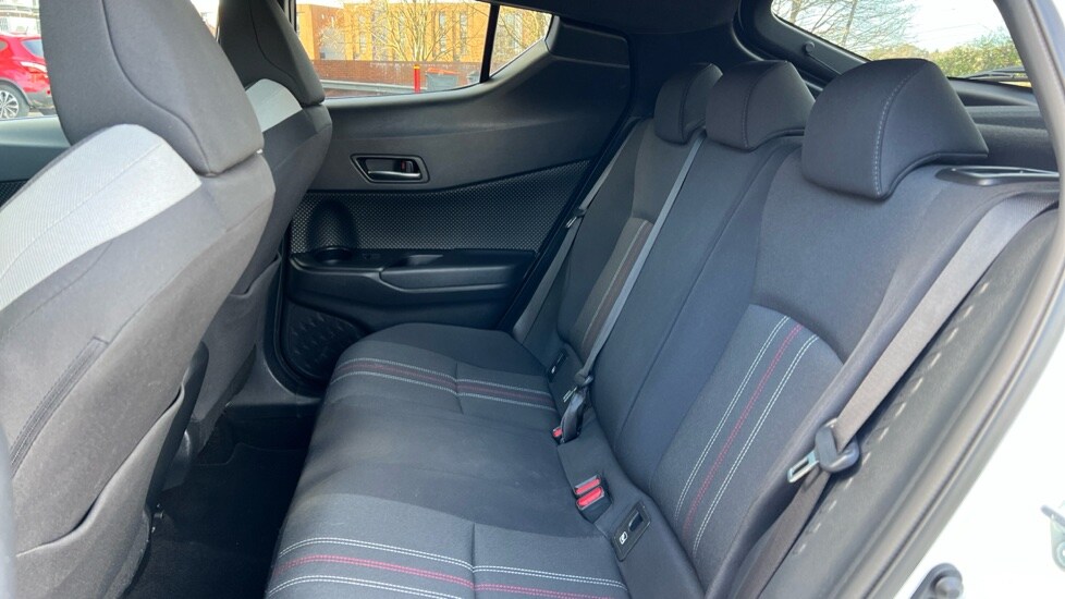 Used Toyota C-HR 2023 for sale - 76586995: Photo 14