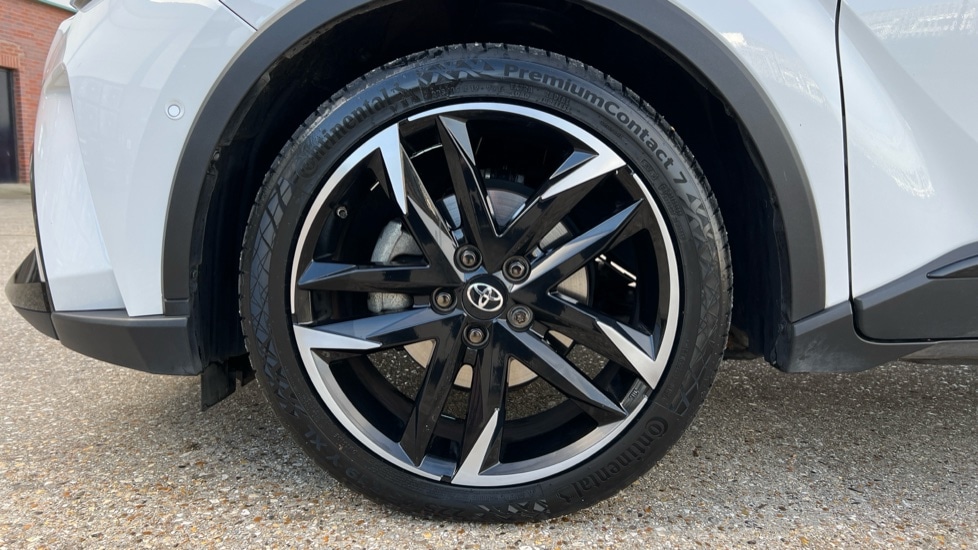 Used Toyota C-HR 2023 for sale - 76586995: Photo 17