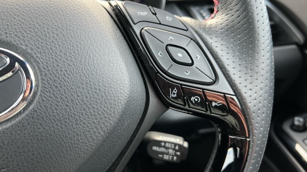 Used Toyota C-HR 2023 for sale - 76586995: Photo 22