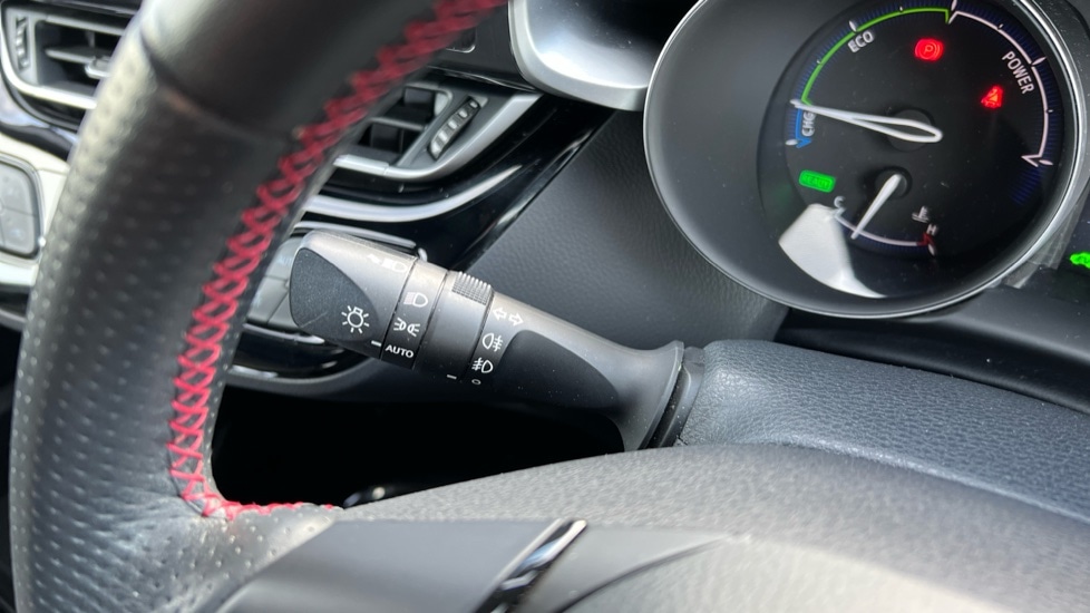 Used Toyota C-HR 2023 for sale - 76586995: Photo 25