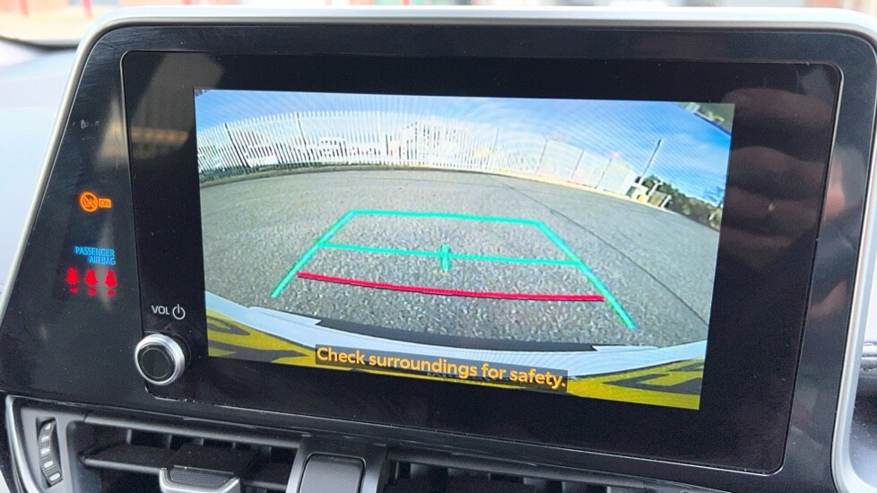 Used Toyota C-HR 2023 for sale - 76586995: Photo 26