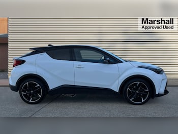 Used Toyota C-HR 2023 for sale - 76586995: Photo
