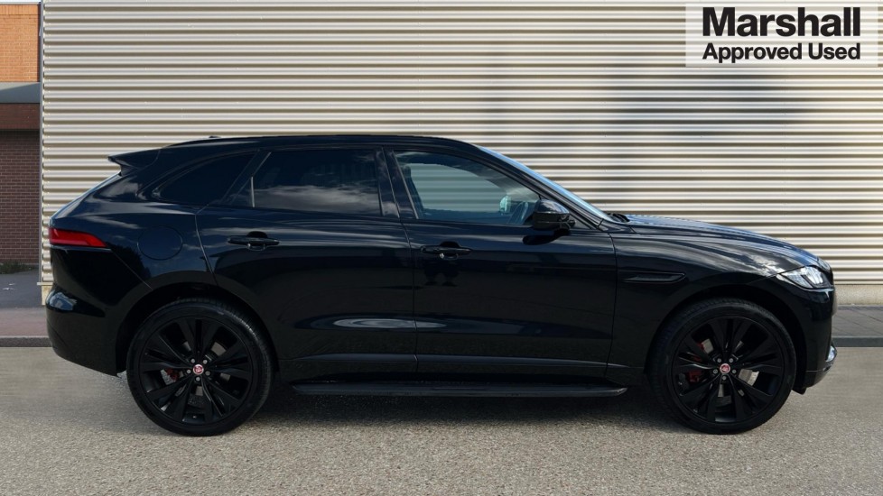 Used Jaguar F-Pace 2018 for sale - 76168597: Photo 2