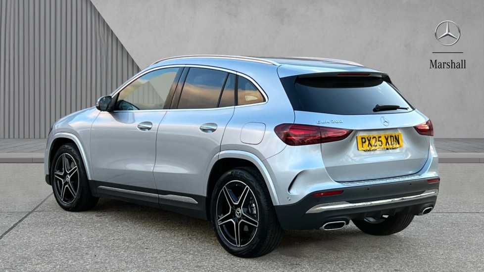 Used Mercedes-Benz GLA 2025 for sale - 76586815: Photo 2