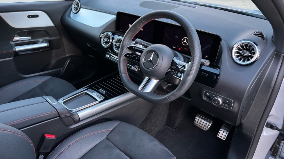 Used Mercedes-Benz GLA 2025 for sale - 76586815: Photo 3