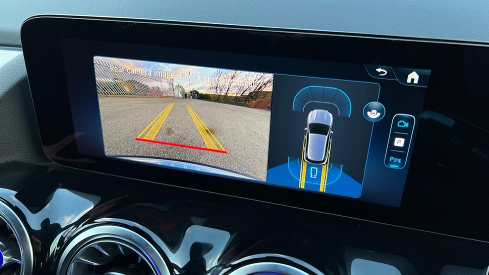 Used Mercedes-Benz GLA 2025 for sale - 76586815: Photo 35