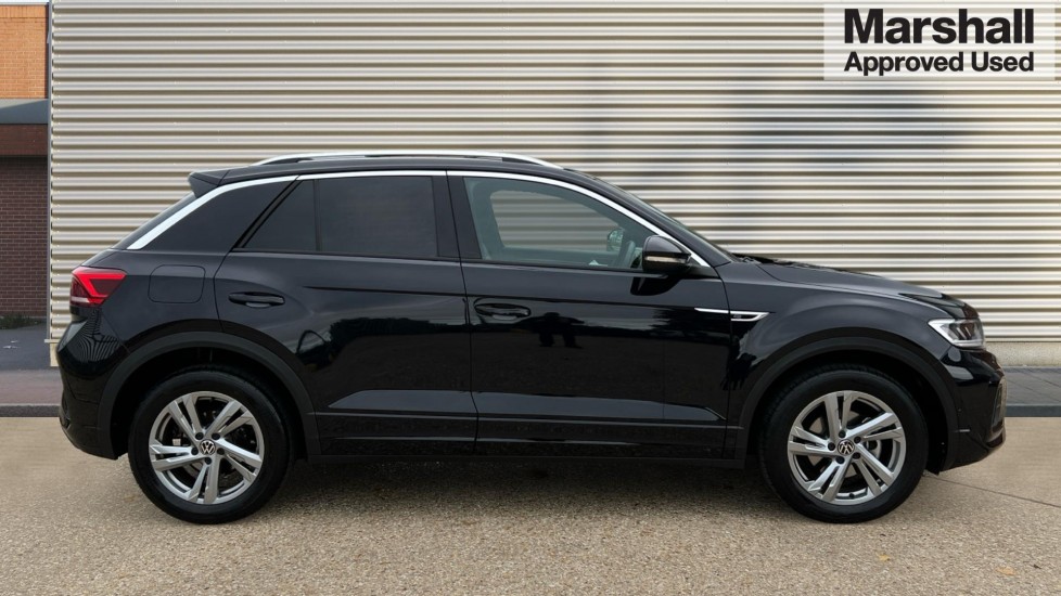 Used Volkswagen T-Roc 2024 for sale - 76297570: Photo 2