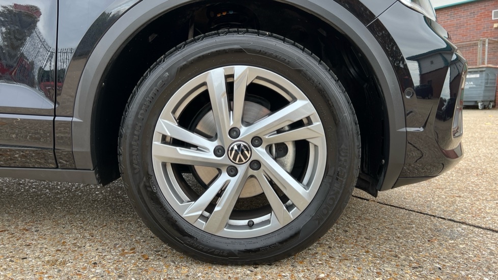 Used Volkswagen T-Roc 2024 for sale - 76297570: Photo 20