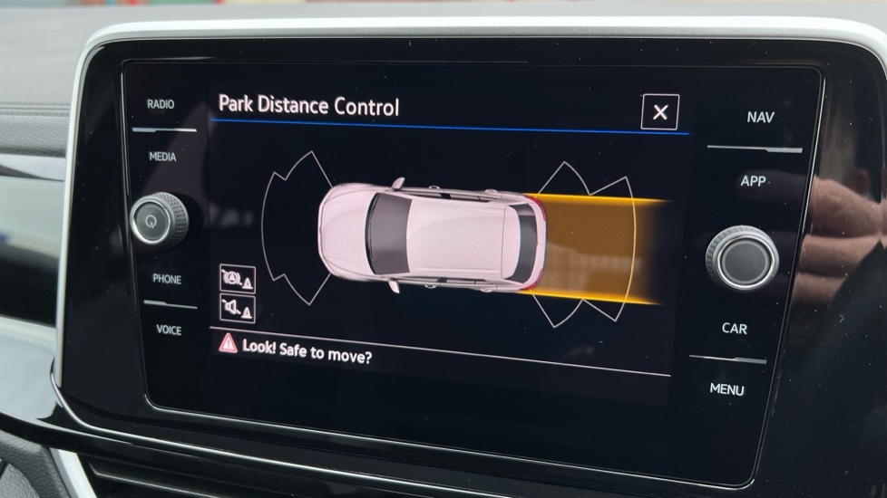 Used Volkswagen T-Roc 2024 for sale - 76297570: Photo 26