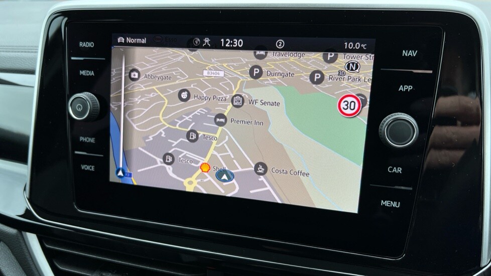 Used Volkswagen T-Roc 2024 for sale - 76297570: Photo 27