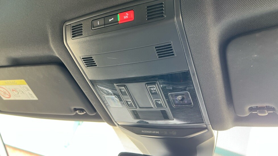 Used Volkswagen T-Roc 2024 for sale - 76297570: Photo 46