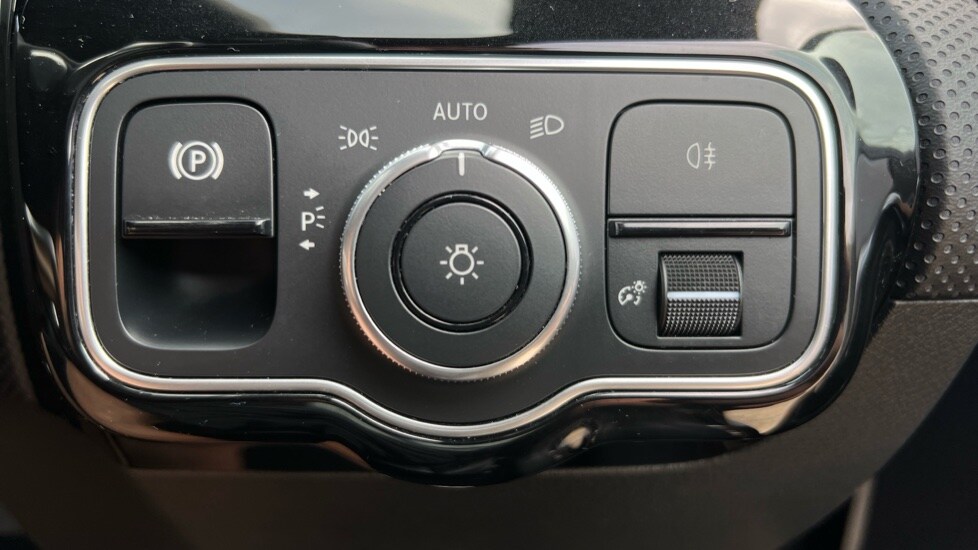 Used Mercedes-Benz CLA 2021 for sale - 76373011: Photo 58