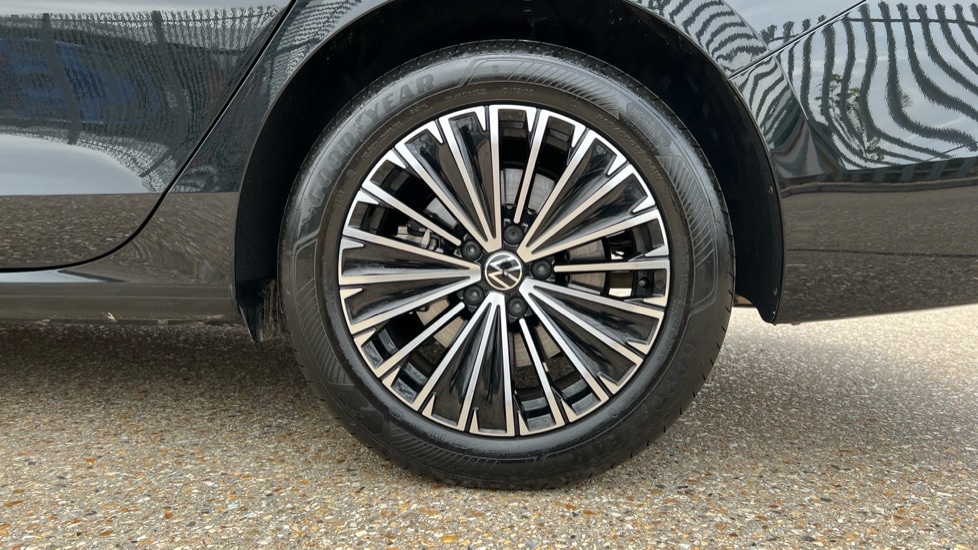 Used Volkswagen Passat 2025 for sale - 76921887: Photo 18