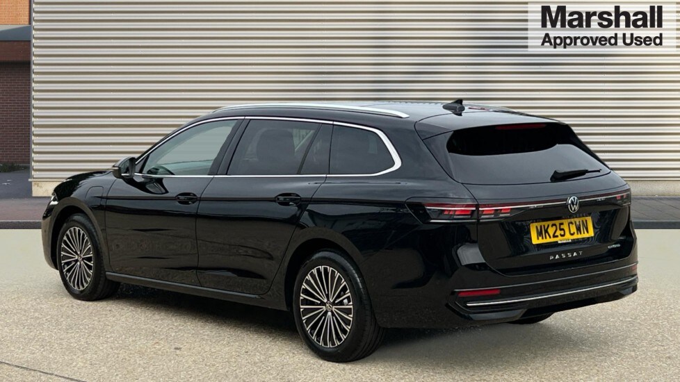 Used Volkswagen Passat 2025 for sale - 76921887: Photo 5