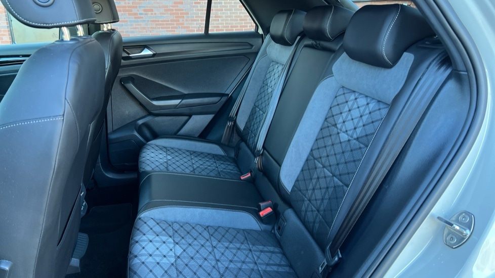 Used Volkswagen T-Roc 2024 for sale - 76297281: Photo 14