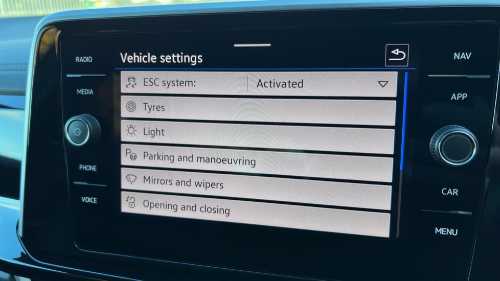 Used Volkswagen T-Roc 2024 for sale - 76297281: Photo 34