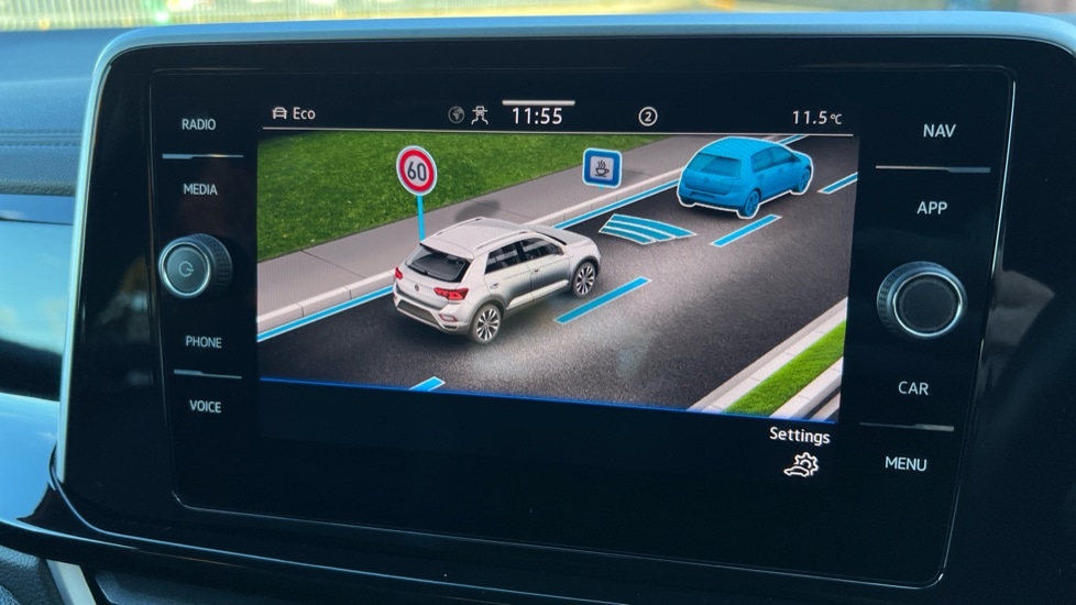 Used Volkswagen T-Roc 2024 for sale - 76297281: Photo 42