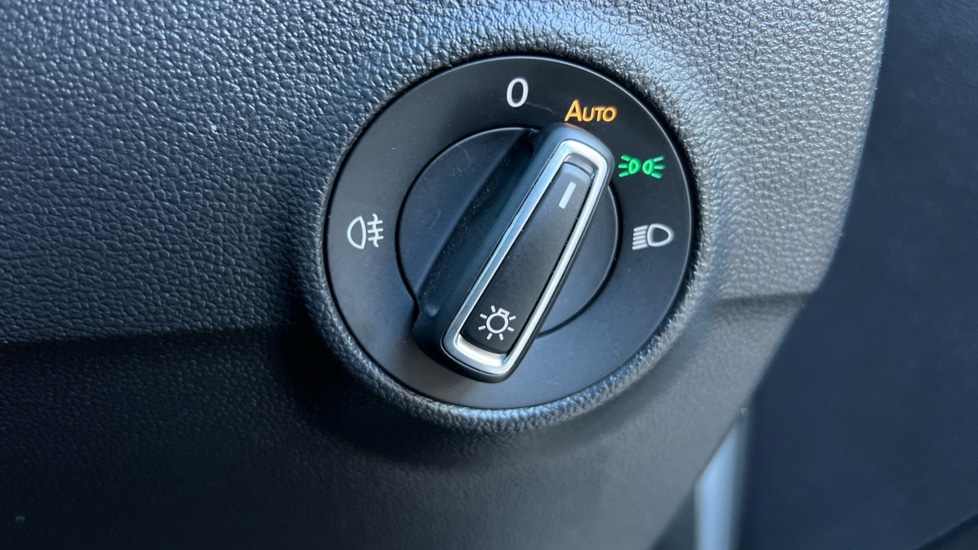 Used Volkswagen T-Roc 2024 for sale - 76297281: Photo 49