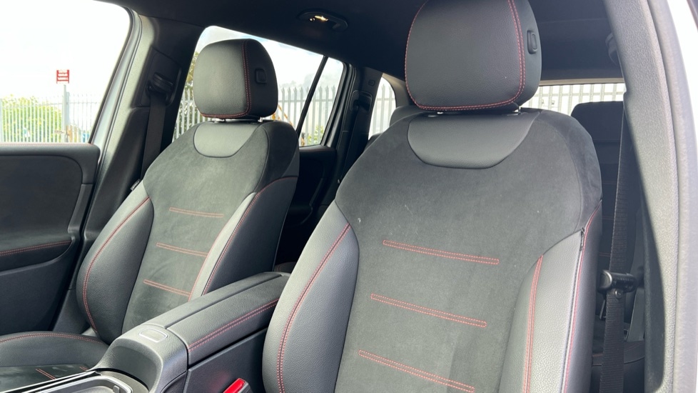 Used Mercedes-Benz GLB 2024 for sale - 76183870: Photo 14