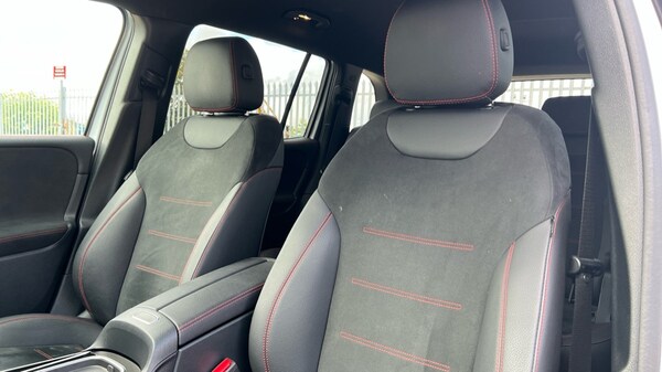 Used Mercedes-Benz GLB 2024 for sale - 76183870: Photo 14