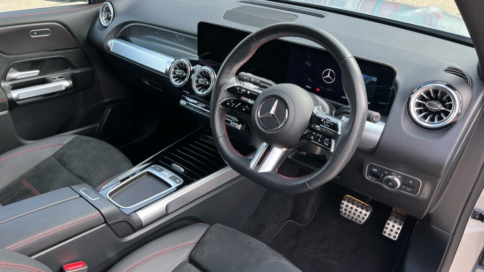 Used Mercedes-Benz GLB 2024 for sale - 76183870: Photo 3