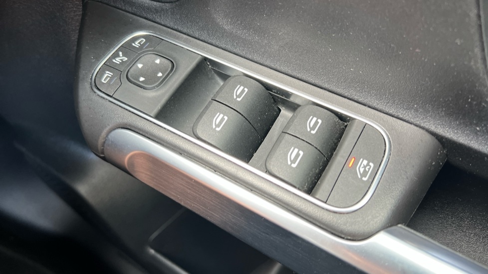 Used Mercedes-Benz GLB 2024 for sale - 76183870: Photo 56